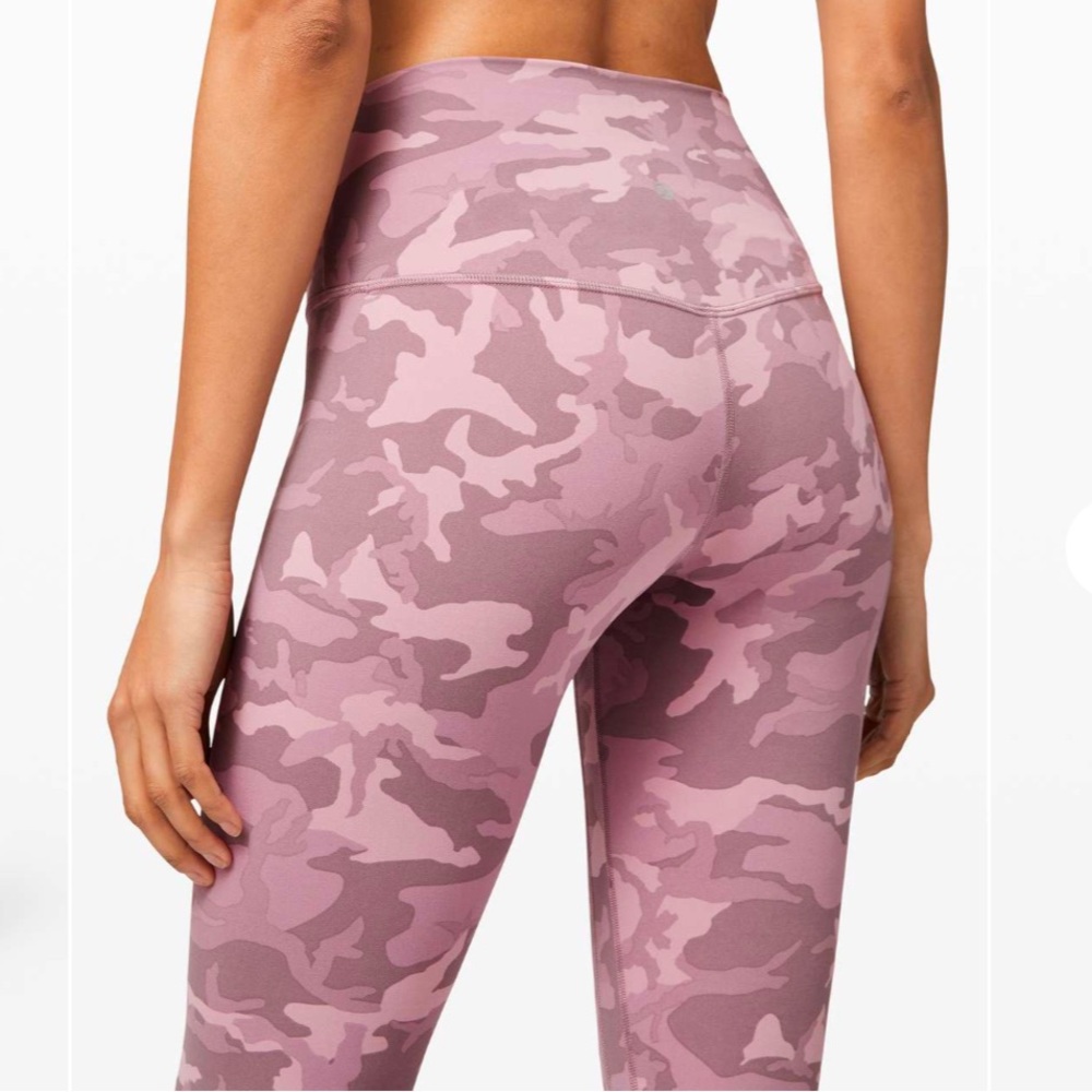 Lululemon Align Pant II 25"
Incognito Camo Pink Taupe Multi